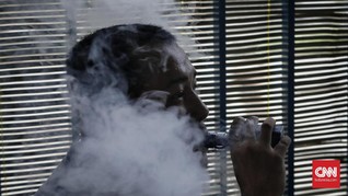 Filipina Tangkap Warga yang Kedapatan Isap Rokok Elektrik