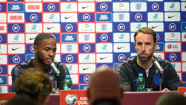 Pelatih Timnas Inggris Southgate Setuju Potong Gaji 30 Persen