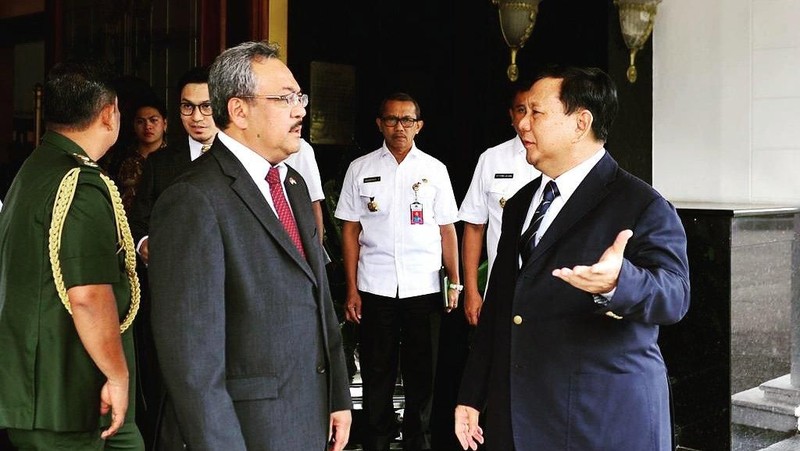Menhan Prabowo Subianto menerima kunjungan kehormatan dari sejumlah duta besar sejak kemarin.