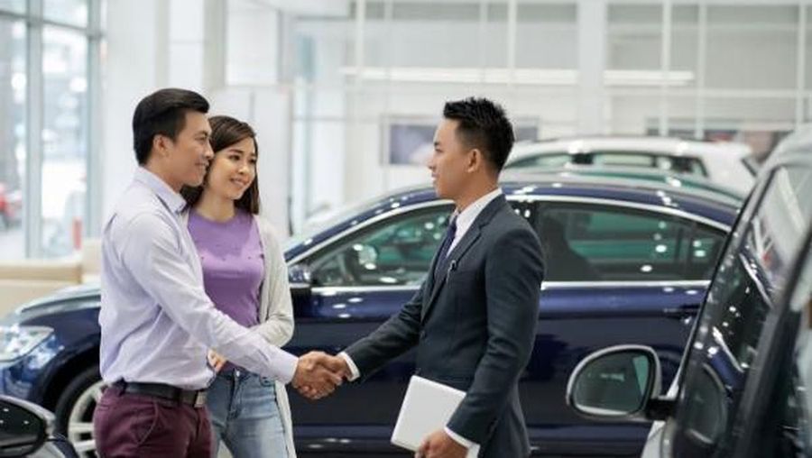 Ilustrasi beli mobil