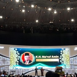 Punya Potensi Rp 230 T, Zakat yang Terkumpul Baru Rp 8 T