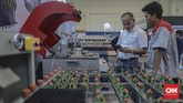 Melalui Glasstech Asia 2019, pangsa pasar Asia Pasifik untuk kaca lemabran ditargetkan terus meningkat pada tahun-tahun berikutnya, terutama di China, India, dan negara-negara di Asia Tenggara. (CNN Indonesia/Bisma Septalisma).