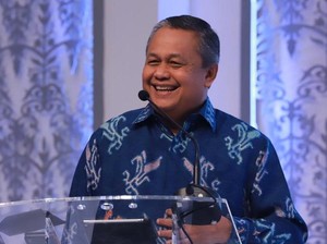 Perry Warjiyo Ucapkan Selamat ke Destry Damayanti yang Jadi Gubernur BI