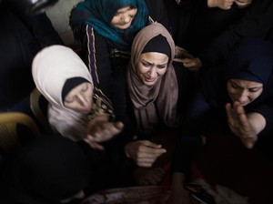 Alasan Mengharukan Wanita di Gaza 24 Jam Pakai Hijab