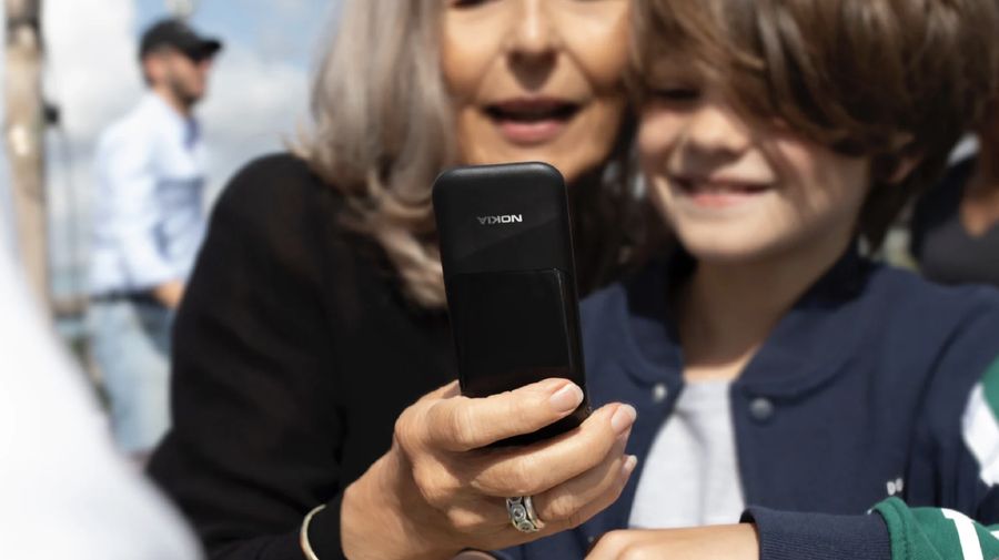Sejumlah ponsel ini memiliki desain klasik di sebelum era smartphone