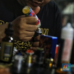 Berkat Vape, Wanita Ini Jadi Orang Terkaya 2021 Versi Forbes