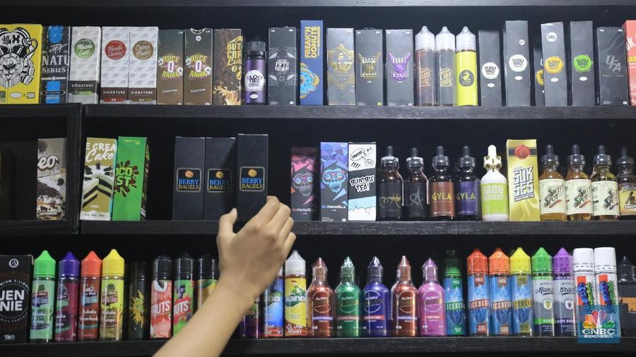 Geliat Industri Rokok Elektrik Masa Kini (վ/Andrean Kristianto)