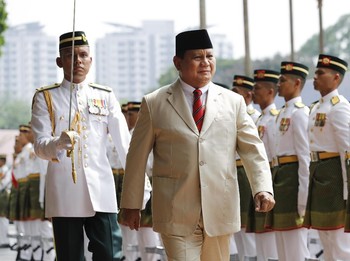 Simak, Kata Prabowo Soal Ledakan Granat Asap di Monas