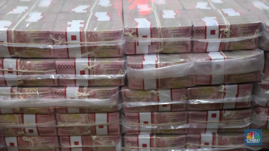 Atas perbuatannya itu, negara merugi hingga Rp 477 miliar.