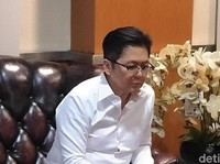 Balikin Uang Setinggi Menara Petronas, Ini Sosok Kokos Jiang