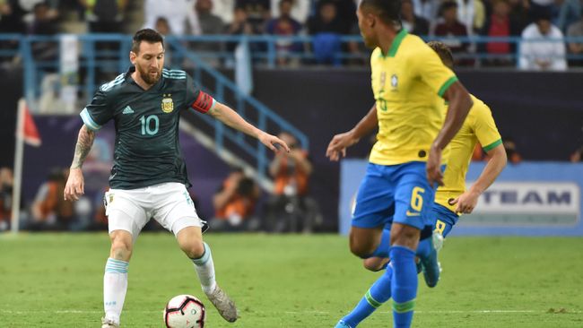 Pelatih Brasil Ungkap Cekcok dengan Messi