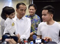 Momen Jokowi Menengok Sang Cucu Ketiga, La Lembah Manah