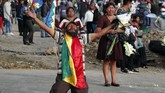 Kerusuhan terus berlangsung di Bolivia, meski Presiden Evo Morales telah mengundurkan diri pada akhir pekan lalu. Ia mundur dari kursi kepresidenan setelah Bolivia diguncang unjuk rasa selama sebulan terakhir terakhir. (AP Photo/Juan Karita)