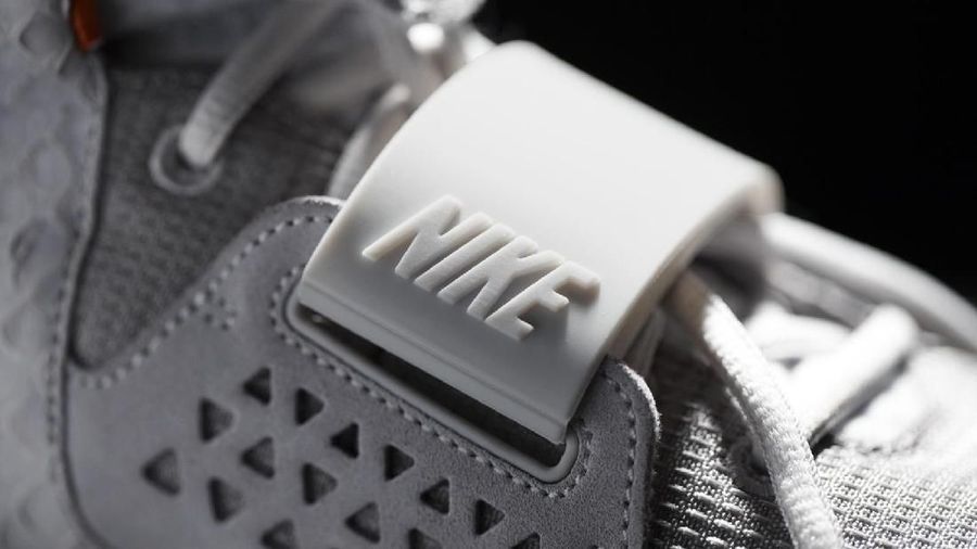 Nike Air Yeezy II (Dok. Nike)