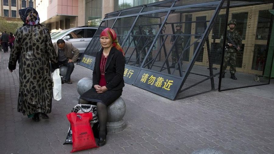 China mengecam media Amerika Serikat (AS) The New York Times karena pemberitaan soal etnis Uighur