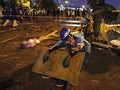 FOTO: Demo Semalam Suntuk di Universitas Politeknik Hong Kong