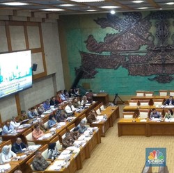 Selamatkan AJB Bumiputera, DPR: Harus De-mutual