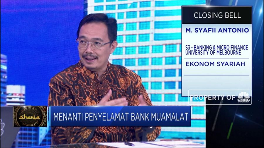 Kurang hati-hatinya manajemen Bank Muamalat dalam mengelola kualitas kredit sehingga banyak kredit macet menjadi penyebab polemik Bank Syariah pertama