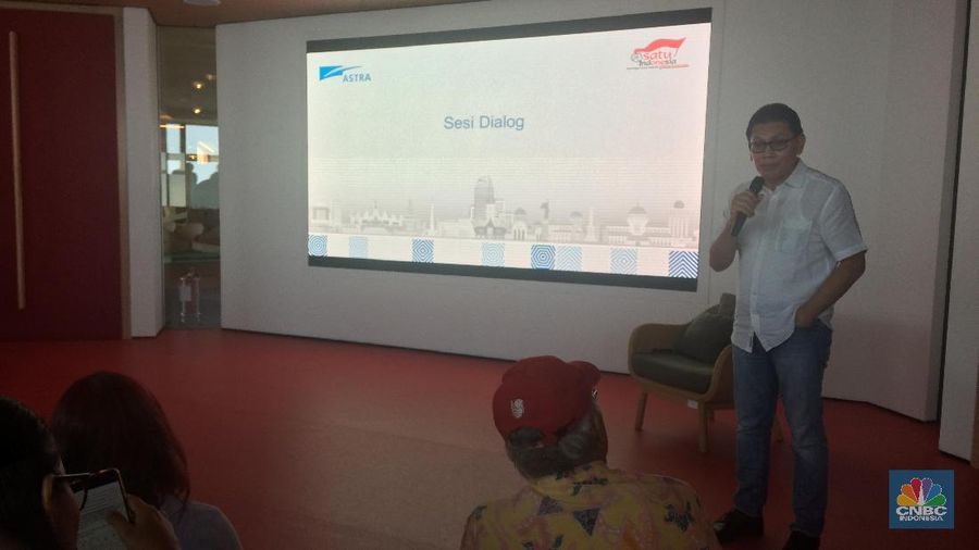 Direktur Marketing PT Isuzu Astra Motor Indonesia Rahmat Samulo (CNBC Indonesia/Syahrizal Sidik)