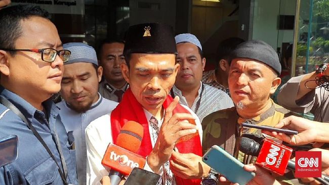 Abdul Somad Jelaskan Dasar Hukum Main Catur Haram