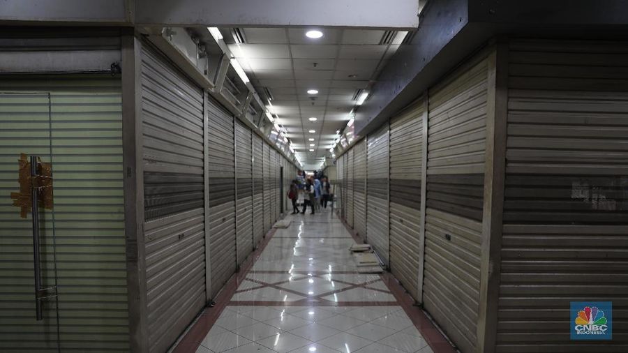 Pasar Tanah Abang dinobatkan sebagai pasar terbesar se-Asia Tenggara.