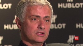 VIDEO: Keputusan Cepat Tottenham Tunjuk Mourinho Jadi Pelatih