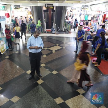 Penampakan Pasar Tanah Abang yang Sepi Pengunjung