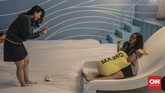 Kata ‘Bisa’ dan ‘Banget’ seakan menjadi simbol untuk anak muda yang lihai mencerna keadaan untuk bisa mencapai impian. (CNN Indonesia/Bisma Septalisma)