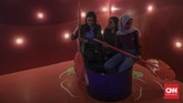 Pengunjung millennial menjadi target pasar dari acara ini. (CNN Indonesia/Bisma Septalisma)