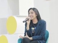 Lawan Corona, Putri Tanjung Galang Donasi Bantu Tenaga Medis