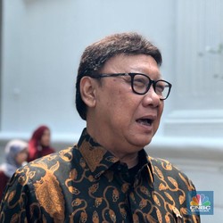 Pegawai 18 Lembaga Negara yang Mau Dibubarin Jokowi Kena PHK?