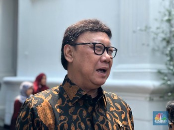 Pegawai 18 Lembaga Negara yang Mau Dibubarin Jokowi Kena PHK?