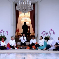 Putri Tanjung Cs, Magnificent Seven Stafsus Milenial Jokowi