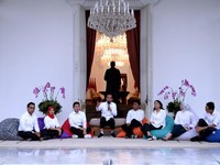Putri Tanjung Cs, Magnificent Seven Stafsus Milenial Jokowi