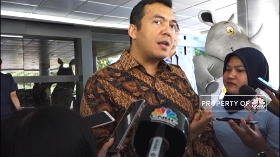Simly karim kras (CNBC Indonesia TV)