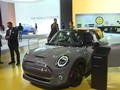 VIDEO: Alasan Produsen Berlomba Membuat Mobil Listrik