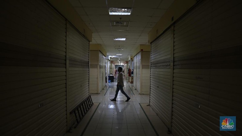 Selain pasar Tanah Abang, Thamrin City merupakan salah satu tujuan belanja warga yang ingin berbelanja barang secara grosir.