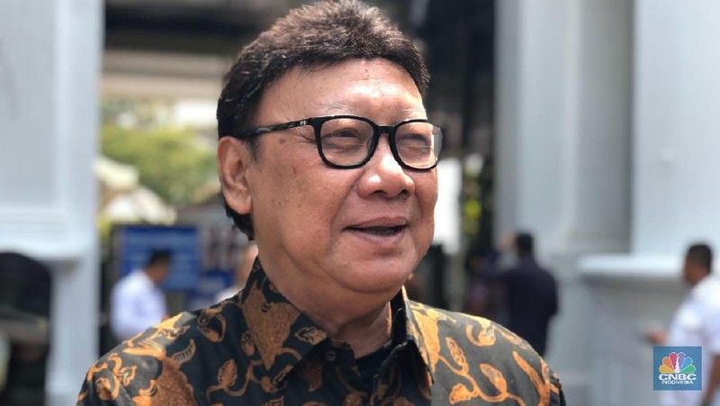 Tjahjo Kumolo. (CNBC Indonesia/Tri Susilo)