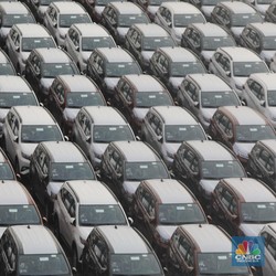 Penjualan Otomotif Meroket 255%, Begini Nasib Saham Astra Dkk