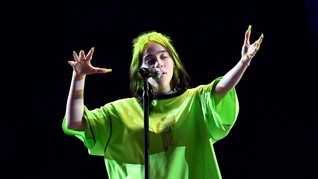 Bernyanyi Selamatkan Billie Eilish dari Depresi