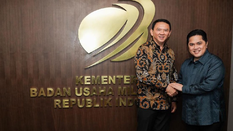 Menteri BUMN Erick Thohir mengungkapkan Presiden Joko Widodo telah memlih Basuki Tjahaja Purnama alias Ahok sebagai Komisaris Utama Pertamina.
