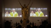Kunjungan Paus Fransiskus ke Thailand terjadi selang 35 tahun setelah pendahulunya, Paus John Paul II. (Photo by Vivek Prakash / AFP)