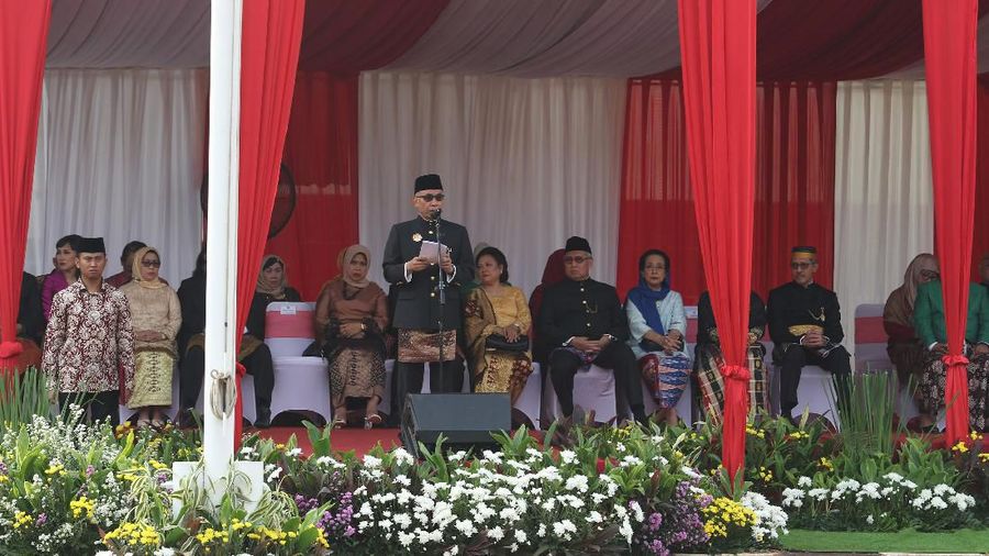 Otoritas Jasa Keuangan (OJK) merayakan ulang tahun ke-8 dan bertekad meningkatkan kontribusinya bagi perekonomian nasional