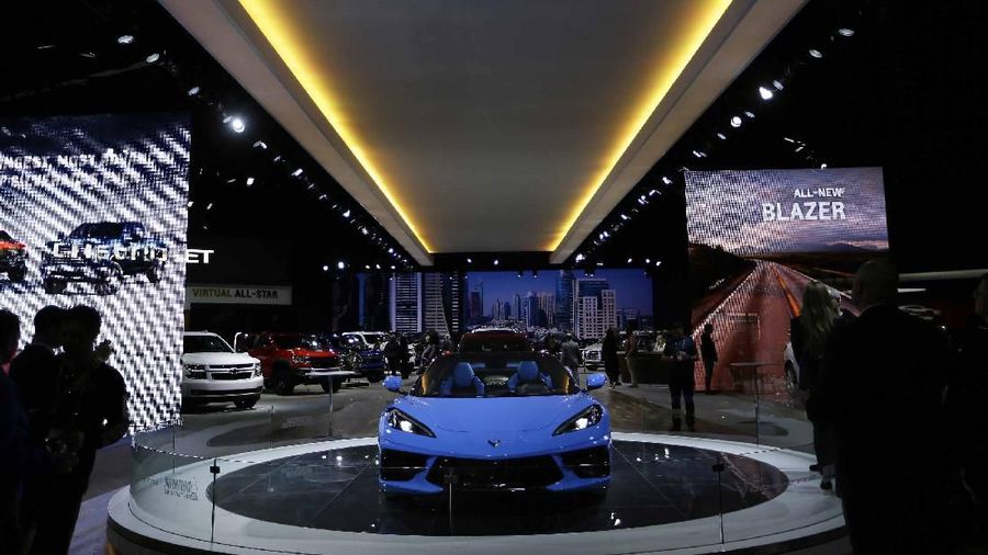 Pameran kendaran SUV baru dan kendaraan listrik di L.A. Auto Show berlangsung di Amerika Serikat.