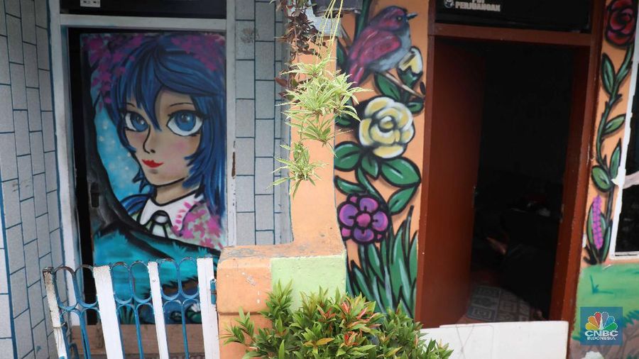 Ada 300 rumah warga yang dijadikan media untuk melukis.