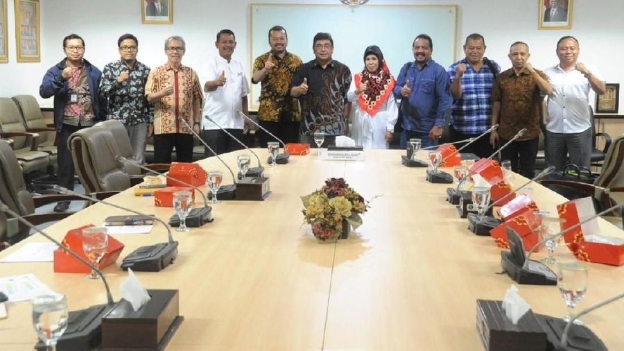 Kunjungan kerja tersebut dalam rangka konsultasi dan koordinasi berkenaan dengan pengawasan BBM di Kabupaten Belitung Timur.