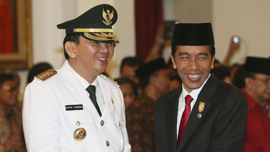 Menteri BUMN Erick Thohir mengungkapkan Presiden Joko Widodo telah memlih Basuki Tjahaja Purnama alias Ahok sebagai Komisaris Utama Pertamina.