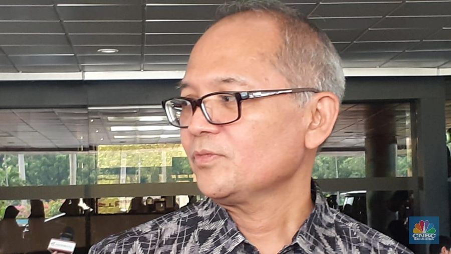 MIND ID mengatakan tidak akan meningkatkan produksi karena harga komoditas dunia masih rendah.