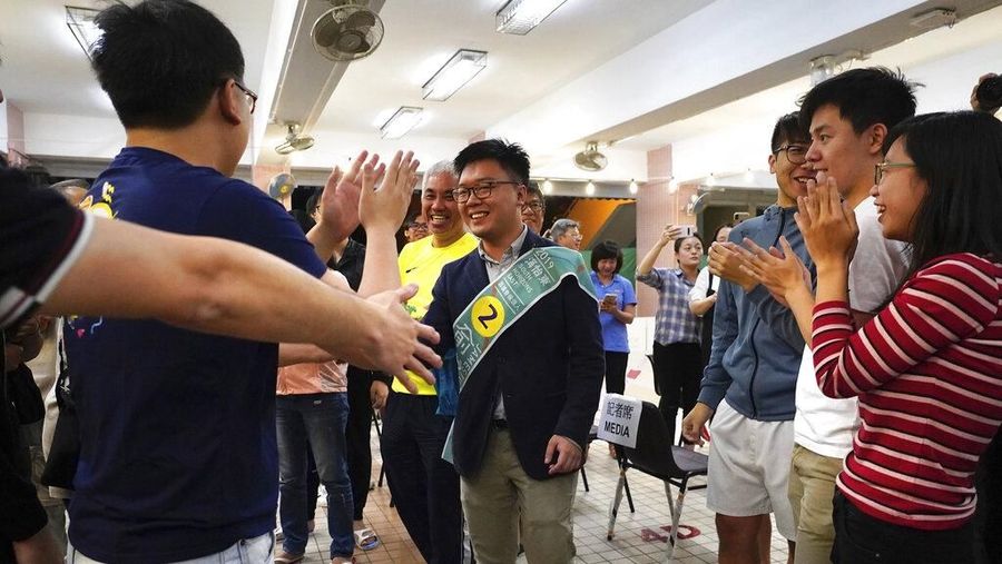 Pemilu Hong Kong dimenangkan oleh kandidat-kandidat pro-demokrasi