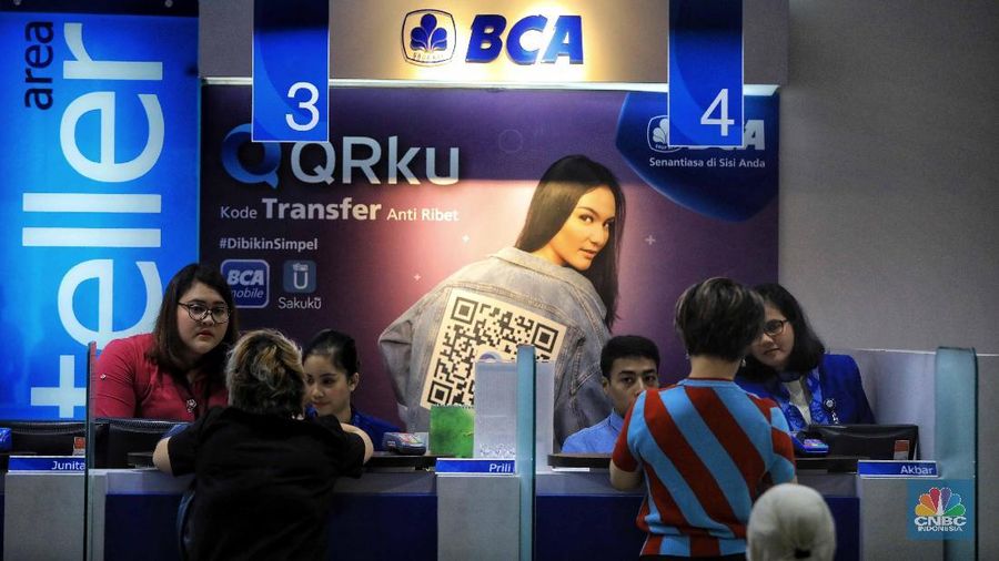 Pada penutupan sesi I penguatan sahamnya sedikit terkikis dan ditutup pada harga Rp 33.125/saham atau bertambah 625 poin (1,92%).